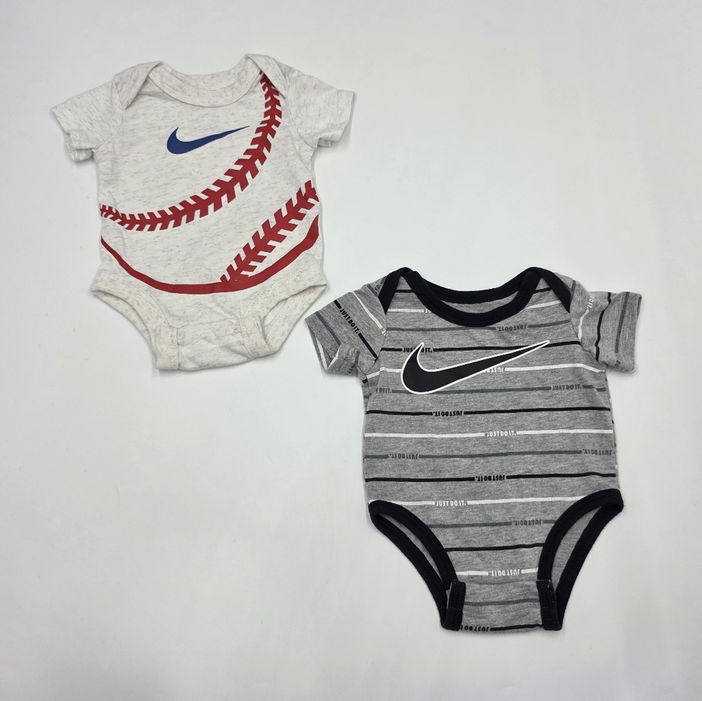 Nike baby boy bodysuit bundle size newborn